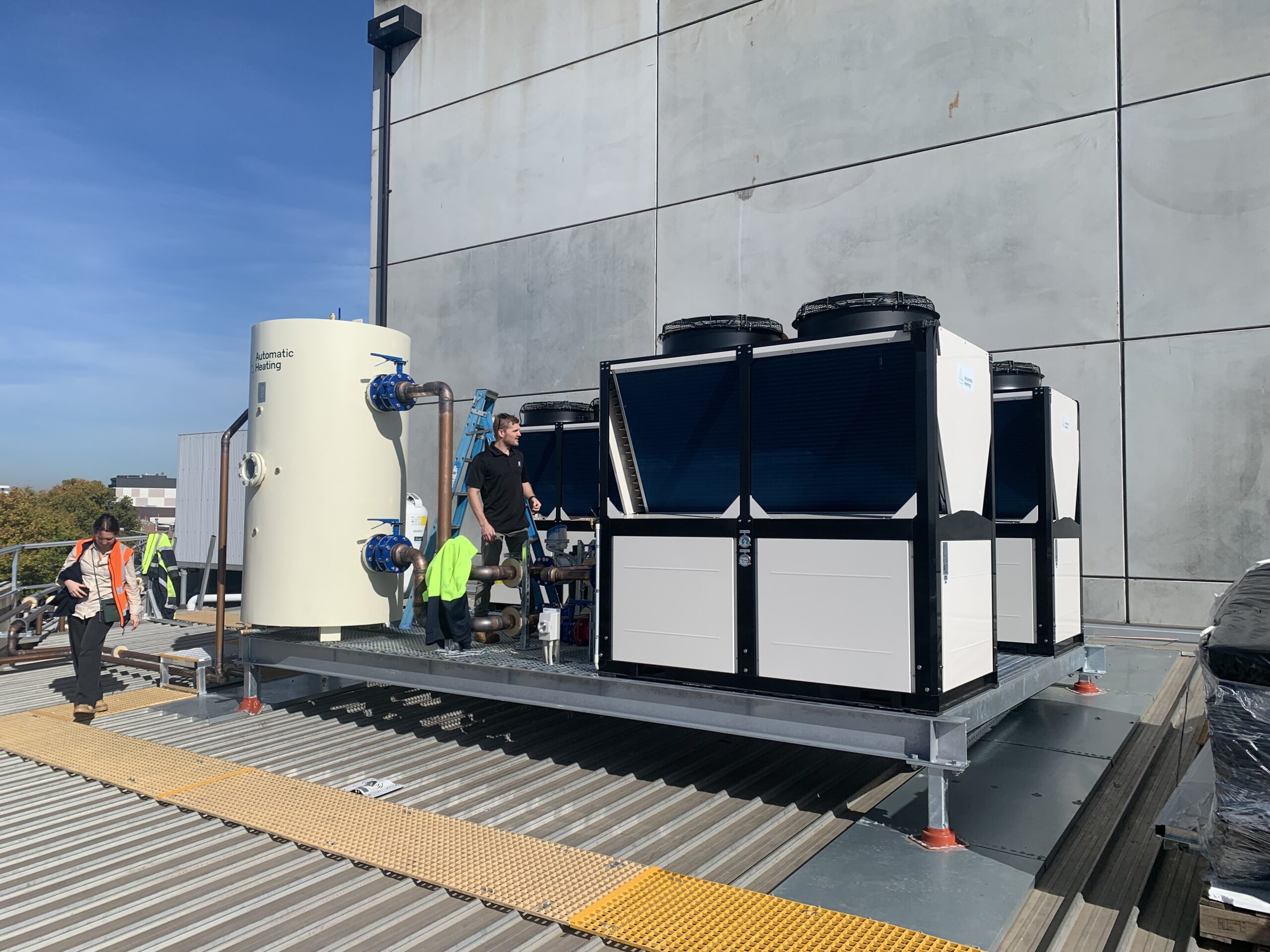 MVCC_Heat_pump_install